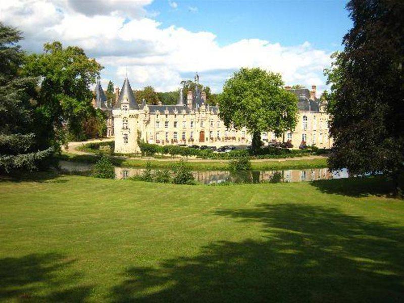 Chateau D'Esclimont Hotell Saint-Symphorien-le-Chateau Eksteriør bilde