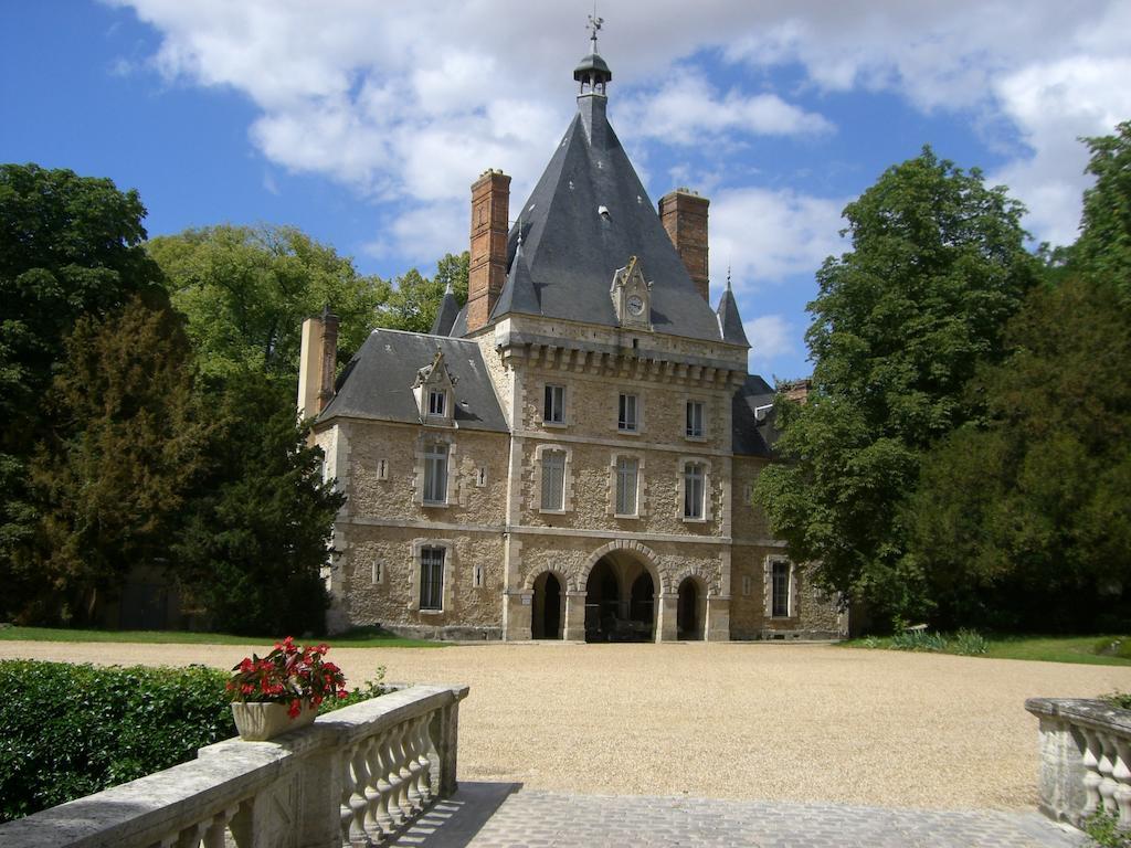 Chateau D'Esclimont Saint-Symphorien-le-Chateau Eksteriør bilde