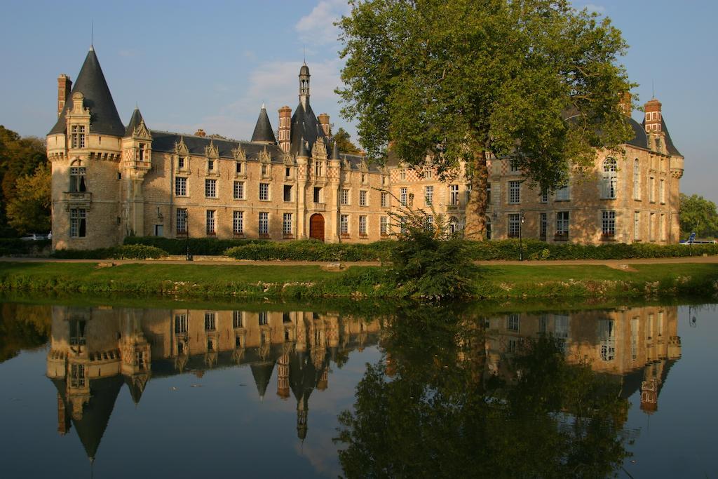 Chateau D'Esclimont Hotell Saint-Symphorien-le-Chateau Eksteriør bilde