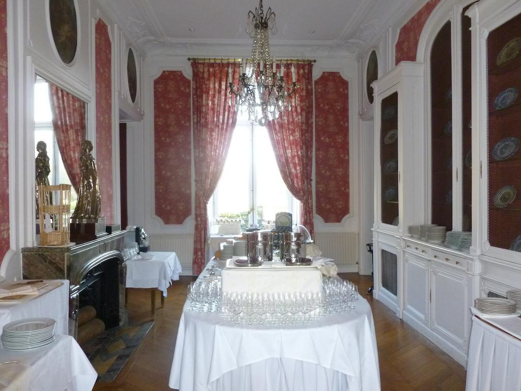 Chateau D'Esclimont Hotell Saint-Symphorien-le-Chateau Eksteriør bilde